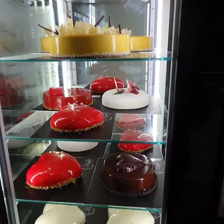 Toni's Arinaga